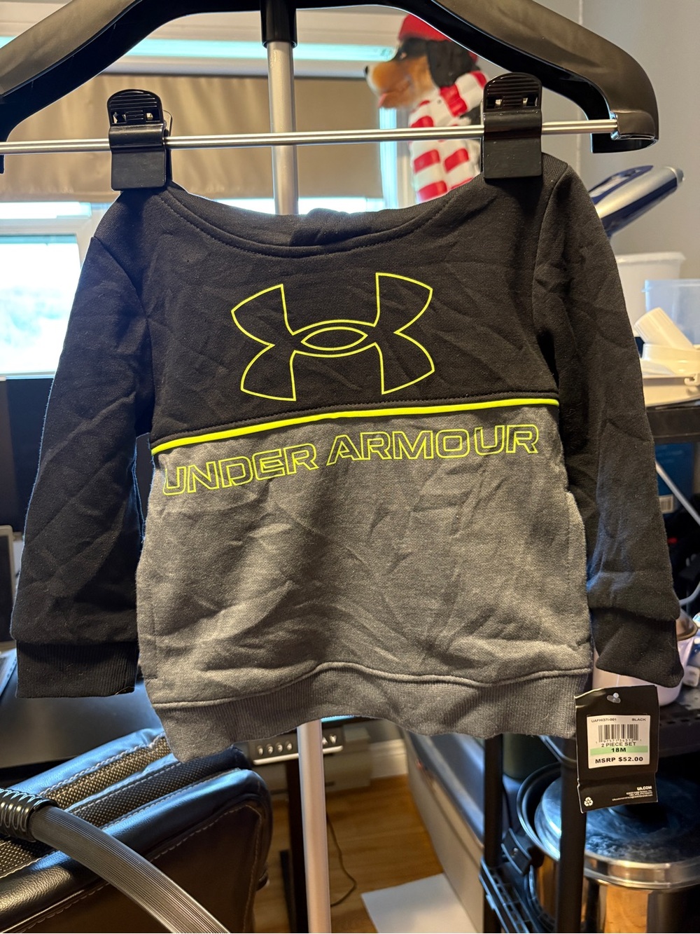 Under Armour Kids Black & Gray Neon Logo Pullover Sweatshirt